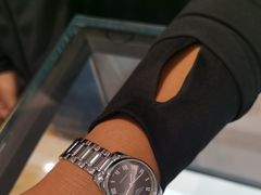 -亨吉利世界名表中心(砂之船奥莱店)