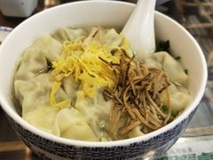 -笑来喜馄饨小笼工坊店(湖滨街店)