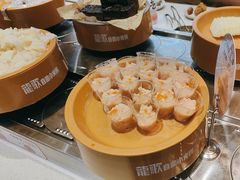 -龍歌自助小火锅(市北CBD万达店)