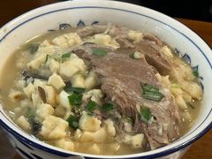 -一间楼牛羊肉泡馍馆(东一路店)