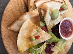 -文汇新民联合报业集团(上海报业大厦店)