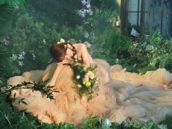 -雪中彩影婚纱摄影·微光艺术中心