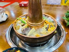 -岳记兴隆·青城腊排铜火锅(融创店)
