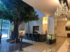 -上海虹桥西郊假日酒店