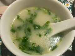 -尚尚仙·酸汤猪手·猪肚鸡火锅(华联万柳购物中心店)