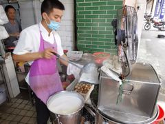 -河记肠粉店