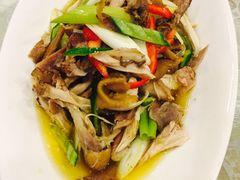 -马尔龙新疆饭店·清真(瑞景店)