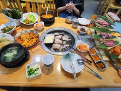 -许妈妈餐厅烤肉烧烤家常菜(明润广场店)