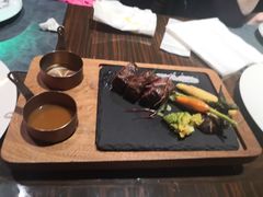 碳烤澳洲西冷牛排-YUE·6·西式融合餐厅(外滩六号店)