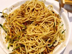 鸡丝凉面-峨嵋酒家总店(车公庄店)