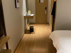 -白玉兰商务酒店(曲阜三孔景区春秋西路店)