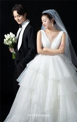 -红番婚纱礼服