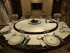 -沪华海鲜大酒楼(南汇店)