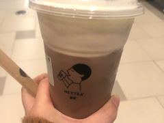 -喜茶(上海打浦桥日月光gelato lab+店)