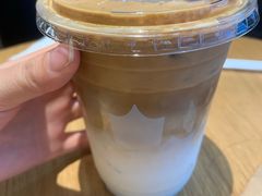 四重奏浮云拿铁-Tims天好咖啡·贝果(雁展路万象天地店)