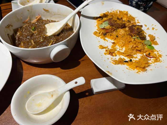 山外山·林语花园餐厅图片