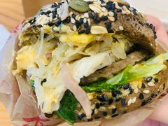 -Tims天好咖啡·贝果(东吴龙湖天街店)