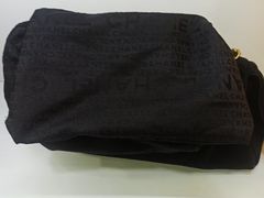 -爱革·洗衣改衣·洗鞋修鞋·洗包修包·奢侈品护理(宝地广场店)