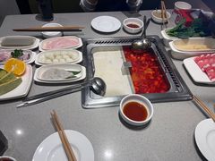 -海底捞火锅(新松江路店)