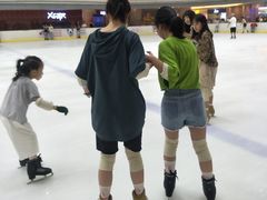 -冠军冰场CHAMPION RINK(环球银泰城店)