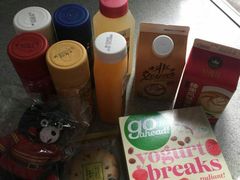-全家便利店(长江西路店)