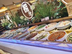 -享遇.锅姥姥牛排海鲜自助(小寨店)