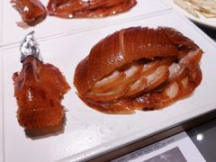 酥不腻烤鸭-小大董·烤鸭(观景餐厅·南京西路店)