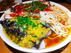 双椒鱼头-山水人家(九堡店)