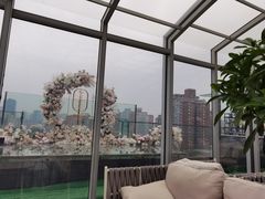 -The ROOF (通盈中心店)