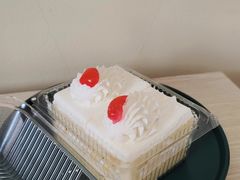 鲜奶小方蛋糕-红宝石·鲜奶小方(万航店)