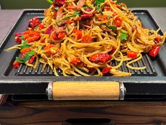 -金鱼盆32年水煮鱼·18秒辣椒炒肉(京西大悦城店)