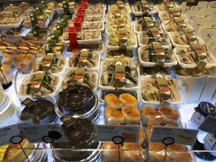 -巴黎贝甜(大宁国际商业广场店)