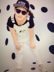 -苏菲亚婚纱影楼尊爵店(昆区店)