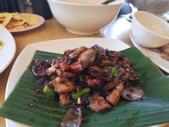 -大树下海鲜饭店