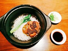 荷香粉蒸肉捞饭-山里亲戚(淞虹路店)