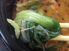 -小蛮椒麻辣烫·麻辣拌(青浦宝龙店)