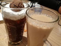 -必胜客(百联又一城店)