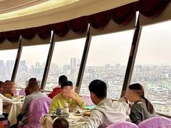 -旋转餐厅