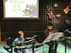 -IN-SHOW音秀音乐艺术中心 架子鼓钢琴(大宁校区)