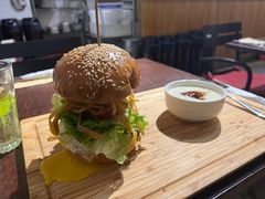 曼哈顿汉堡套餐-KATCHUP