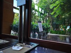 -三亚湾海居铂尔曼度假酒店