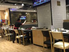 大堂-名门潮牛·鲜牛肉海鲜火锅.烧烤自助餐厅(诚丰广场店)