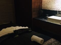 -三亚湾海居铂尔曼度假酒店