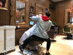 -红人馆造型世爵国际