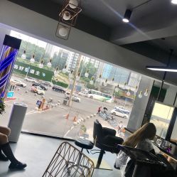 -Moyue HAIR SALON
