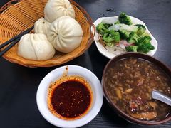 牛肉包-郑家包子牛肉拉面(尚勤路店)