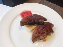 -大中华希尔顿酒店-念自助餐·嗨啤·小龙虾