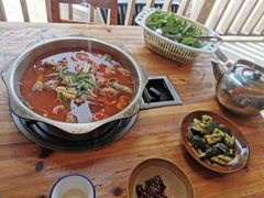 酸汤黄丁鱼-苗家恒灵酸汤鱼-跳水牛肉连锁店(凯里总店)
