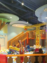 -MELAND CLUB亲子乐园•派对(虹桥万象城店)