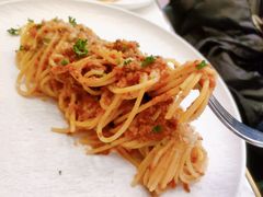 -华凌牛庄西餐厅(乌鲁木齐华凌美爵大饭店)